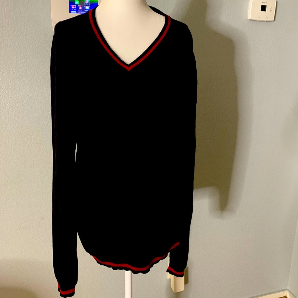 GUCCI men’s v-neck sweater